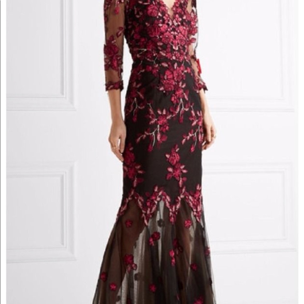 Marchesa Notte Embroidered Applique Red Black Gown